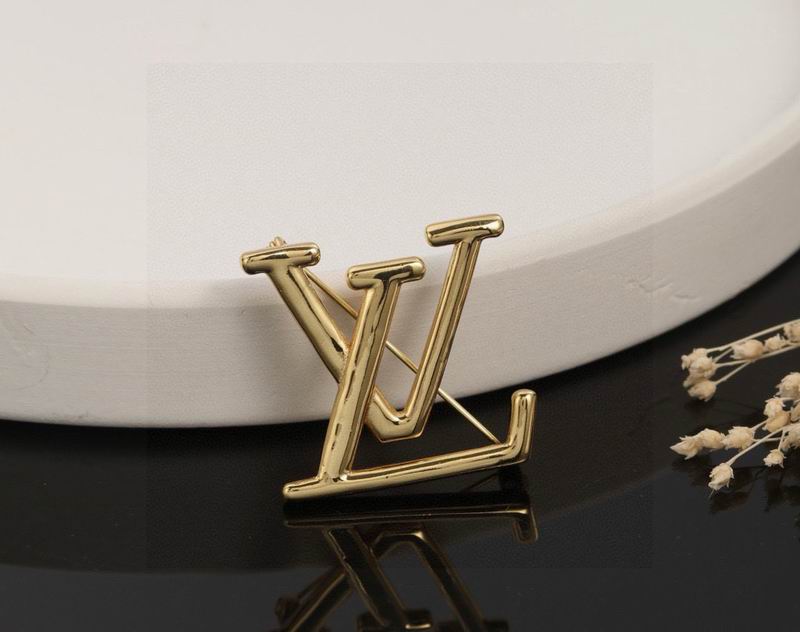 LV Brooch 05yxh01